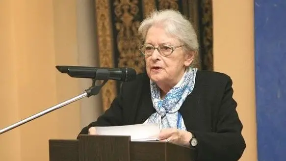 Nazire Akbulut